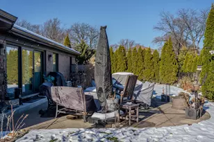 917 Tamer Ln, Glenview, IL 60025 - Photo 32