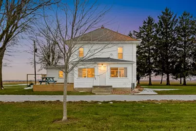 1471 E 100 N Road, Rankin, IL 60960 - Photo 2