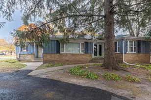 3535 Latham St, Rockford, IL 61103 - Photo 4