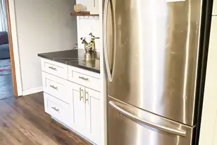 18404 Perth Ave, Homewood, IL 60430 - Photo 6