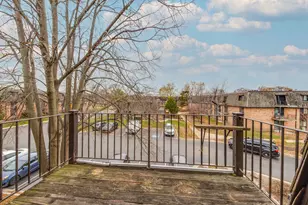 7 Oak Creek Dr, Buffalo Grove, IL 60089 - Photo 14