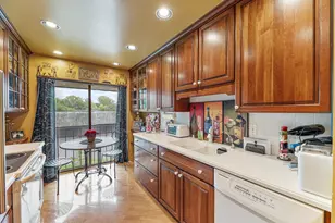 1721 Northfield Square, Northfield, IL 60093 - Photo 8