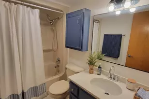 10418 S Keating Ave, Oak Lawn, IL 60453 - Photo 6