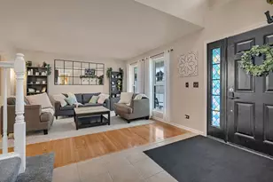 300 Wabena Ct, Minooka, IL 60447 - Photo 12