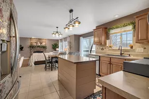 300 Wabena Ct, Minooka, IL 60447 - Photo 18