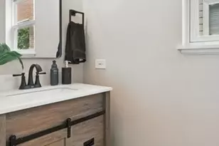 4055 S Ellis Ave, Chicago, IL 60653 - Photo 10