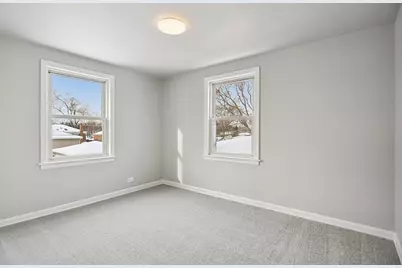 500 N Laverne Avenue, Hillside, IL 60162 - Photo 8