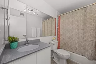 3930 N Pine Grove Ave, Chicago, IL 60613 - Photo 8