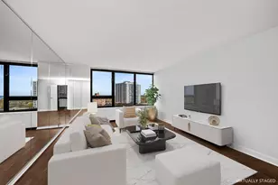 3930 N Pine Grove Ave, Chicago, IL 60613 - Photo 4