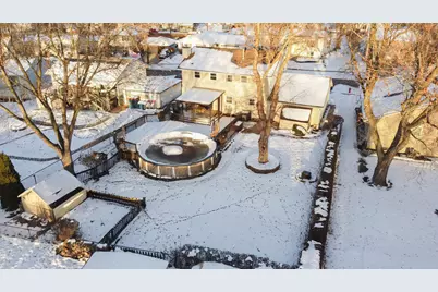 220 Dato Drive, Streamwood, IL 60107 - Photo 32