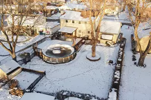 220 Dato Dr, Streamwood, IL 60107 - Photo 32