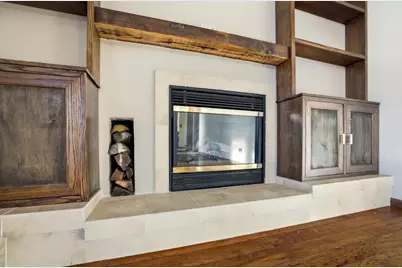 220 Dato Drive, Streamwood, IL 60107 - Photo 8