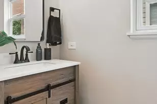 4055 S Ellis Ave, Chicago, IL 60653 - Photo 12