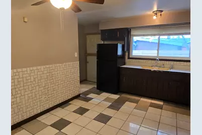 [Address not provided], Harvey, IL 60426 - Photo 12