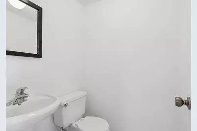 700 Hayward Avenue, Streamwood, IL 60107 - Photo 14