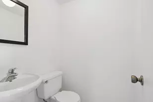 700 Hayward Ave, Streamwood, IL 60107 - Photo 14