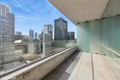 8 E Randolph Street #3007, Chicago, IL 60601 - Photo 12