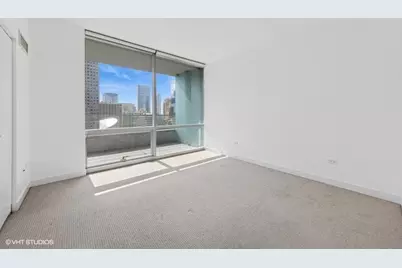 8 E Randolph Street #3007, Chicago, IL 60601 - Photo 8