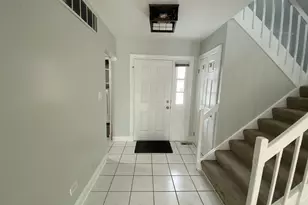 246 Tamarack Dr, Bloomingdale, IL 60108 - Photo 2