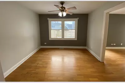 246 Tamarack Drive, Bloomingdale, IL 60108 - Photo 8