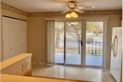 872 Victoria Drive, Woodstock, IL 60098 - Photo 10
