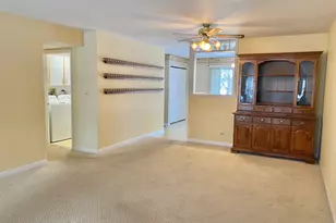 872 Victoria Dr, Woodstock, IL 60098 - Photo 6