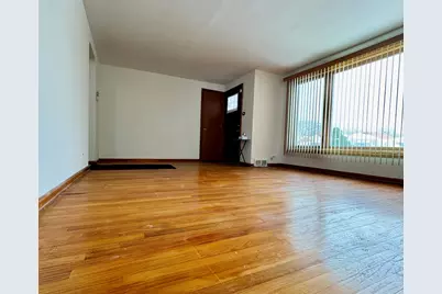 8936 S Oglesby Avenue, Chicago, IL 60617 - Photo 2