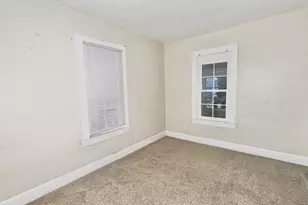 640 S Spencer St, Aurora, IL 60505 - Photo 6