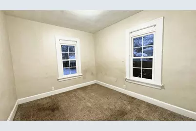 640 S Spencer Street, Aurora, IL 60505 - Photo 8