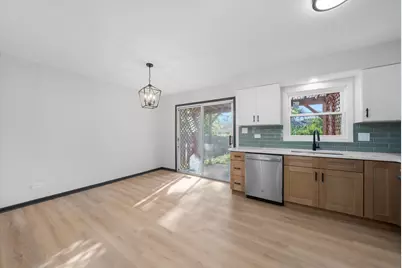 8040 Geneva Street, Woodridge, IL 60517 - Photo 10