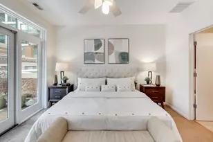 1327 S Indiana Pkwy, Chicago, IL 60605 - Photo 14