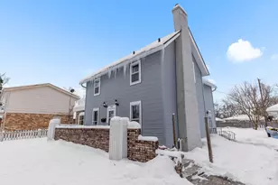 3044 Louise St, Rockford, IL 61103 - Photo 2