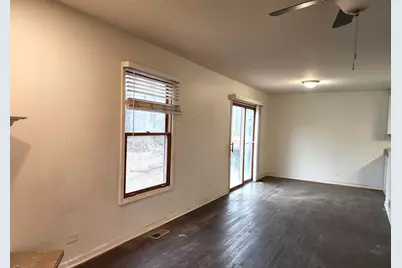 [Address not provided], Wauconda, IL 60084 - Photo 4