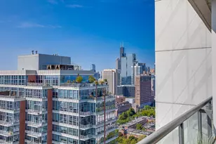 1629 S Prairie Ave, Chicago, IL 60616 - Photo 36