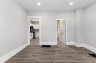 1204 S 6th St, Rockford, IL 61104 - Photo 22