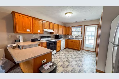 1313 Inglewood Circle #0, Bloomington, IL 61704 - Photo 12