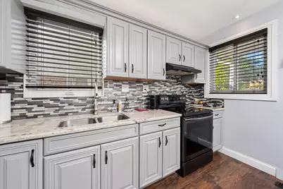 3508 Gunderson Avenue, Berwyn, IL 60402 - Photo 12