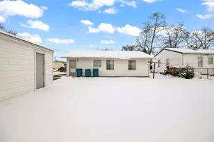 219 S Hillcrest Ave, Kankakee, IL 60901 - Photo 14