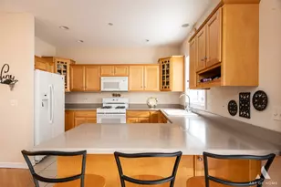 730 Prescott Ct, Naperville, IL 60563 - Photo 18