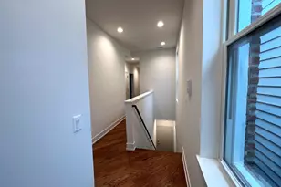 2205 W Iowa St, Chicago, IL 60622 - Photo 16