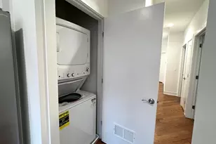 2205 W Iowa St, Chicago, IL 60622 - Photo 8