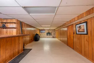 6325 Keokuk Rd, Indian Head Park, IL 60525 - Photo 16