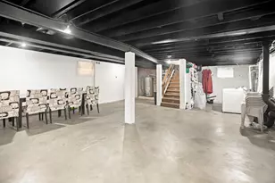 1525 S 58th Ave, Cicero, IL 60804 - Photo 10