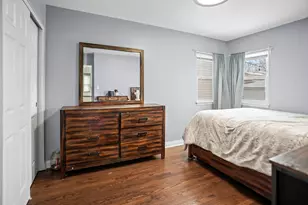 1525 S 58th Ave, Cicero, IL 60804 - Photo 6