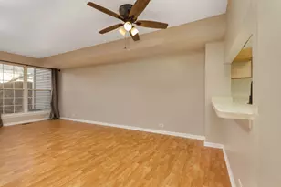 1604 Pebble Beach Cir, Elgin, IL 60123 - Photo 8