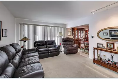 51 James Court, Glenview, IL 60025 - Photo 8