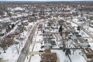 1970 Sheffield Ln, Wheaton, IL 60189 - Photo 50