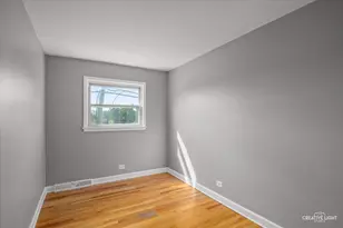 8802 N Prospect St, Niles, IL 60714 - Photo 12