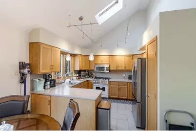 201 Amber Court, West Chicago, IL 60185 - Photo 6