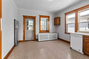 5306 W Roscoe St, Chicago, IL 60641 - Photo 6